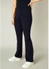 Base Level by Yest high waist flared tregging Yallie donkerblauw online kopen